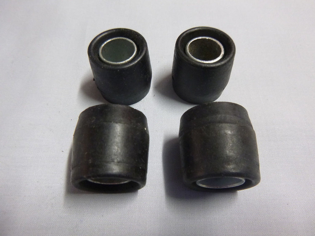 115-034 21A1882 MINI MORRIS MOKE LEYLAND CLUBMAN LOWER CONTROL ARM BUSHES x 4