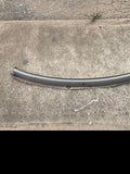 406-250 BHH496 HEADER RAIL MGB USED