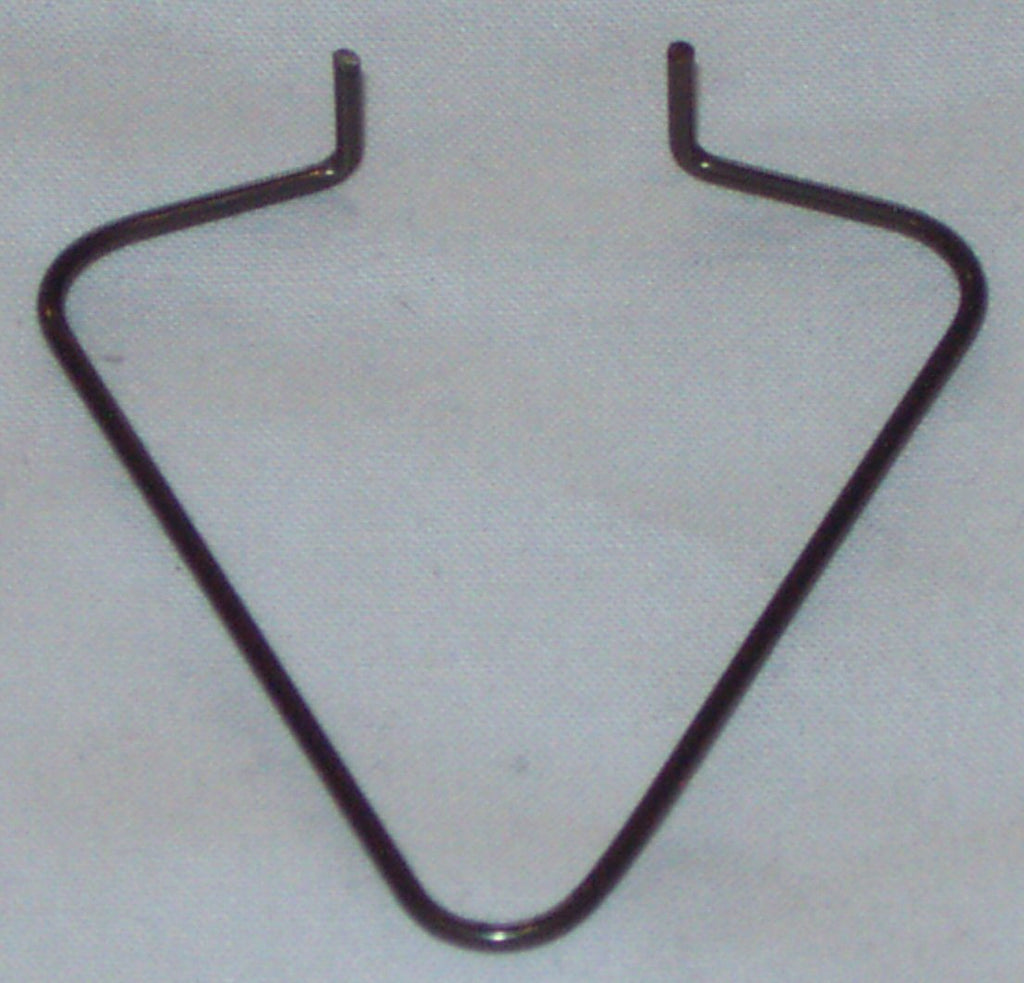 462-760 160053 CLIP HUBCAP BADGE