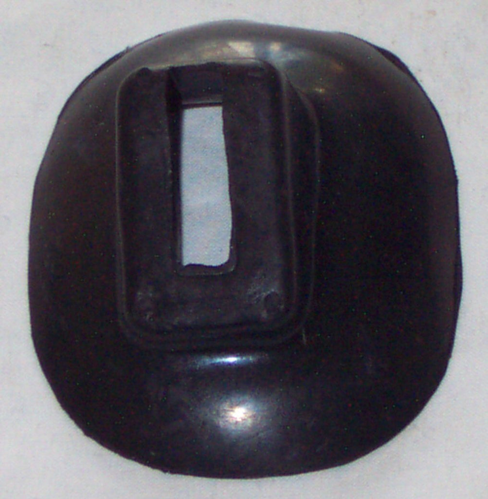 021-756 1A9308 GROMMET BUMPER RR LH