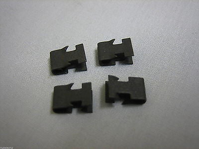 667-425 MG MGA/MGB CENTRE PIECE CLIP x4 - MG Sales & Service