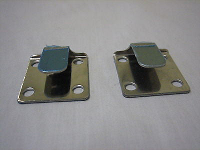 472-325 AHH6884 MG MGB HOOD FASTENER TONGUE - SOFT TOP - SET OF 2 - MG Sales & Service - 1