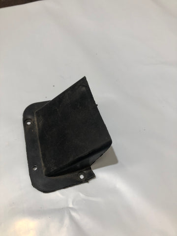 363-130 BHH391 SHROUD HEATER OUTLET USED