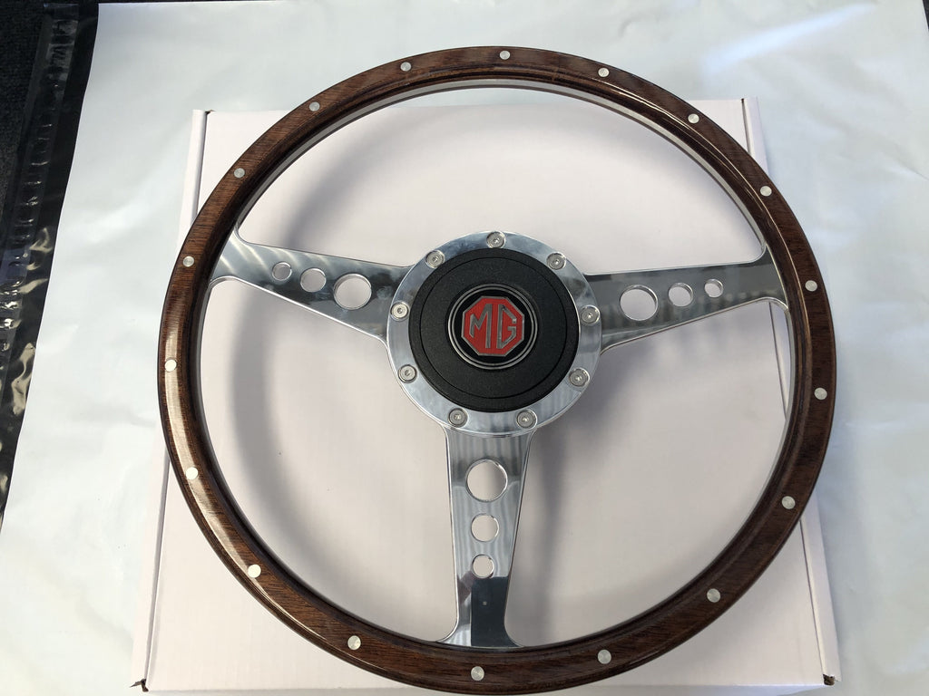 14" WOODRIM WHEEL WITH TOURIST TROPHY BOSS SUIT MG TC