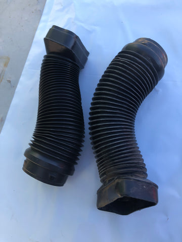 456-115 FLOW THROUGH VENT TUBE MGB PAIR USED