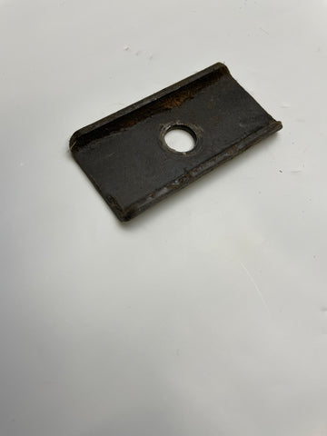 413-120 1G8782 PLATE GEARBOX BUFFER USED