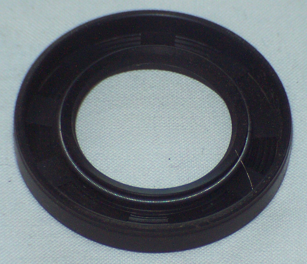 071-339 UKC12 SEAL TR7 5SPEED FR